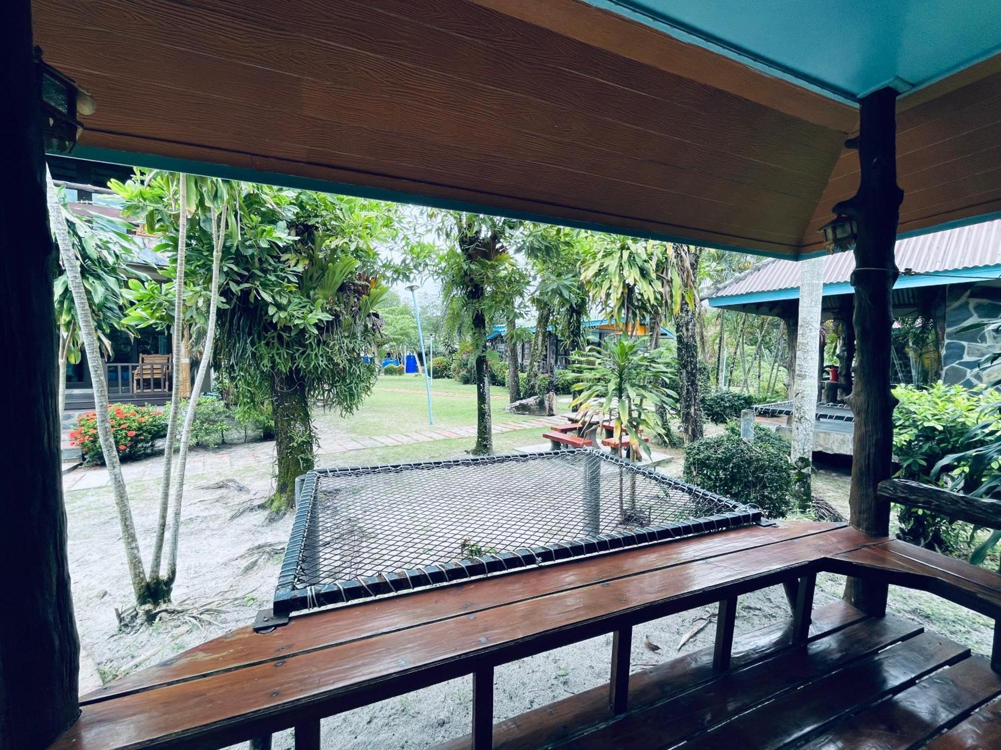 Markhouse Bungalow Ko Kut Kültér fotó
